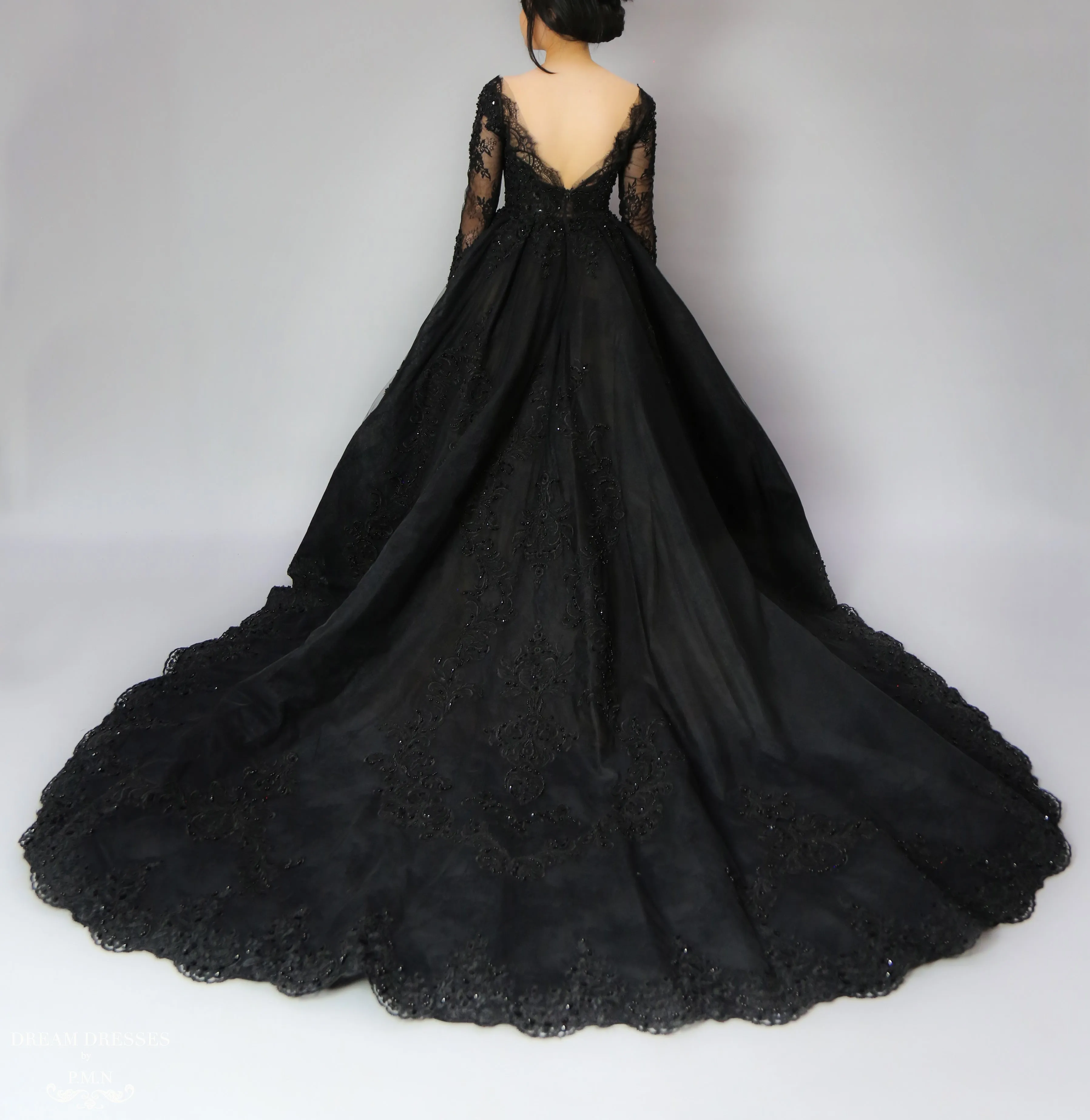 Black Ball Gown Wedding Dress (#Gabrielle)