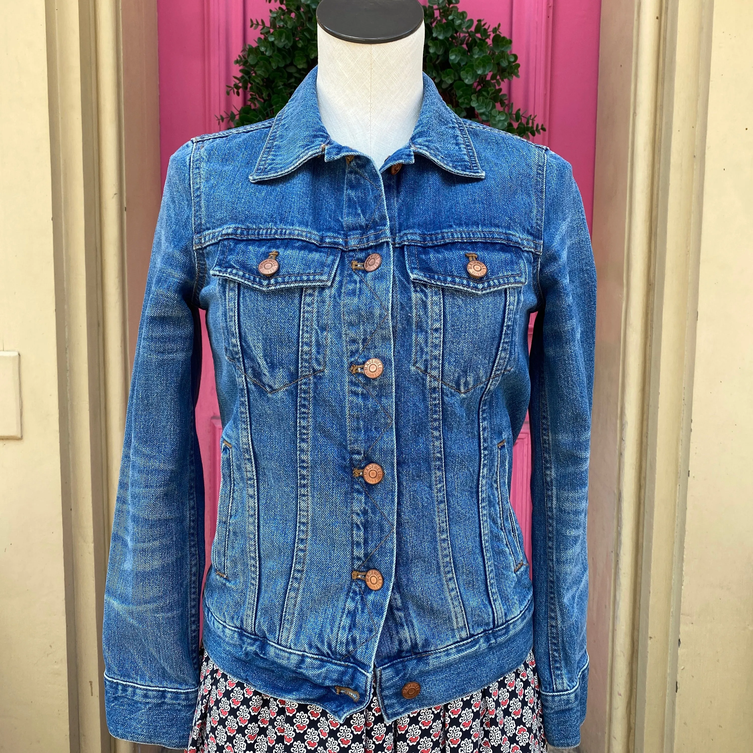 Madewell denim jacket size small